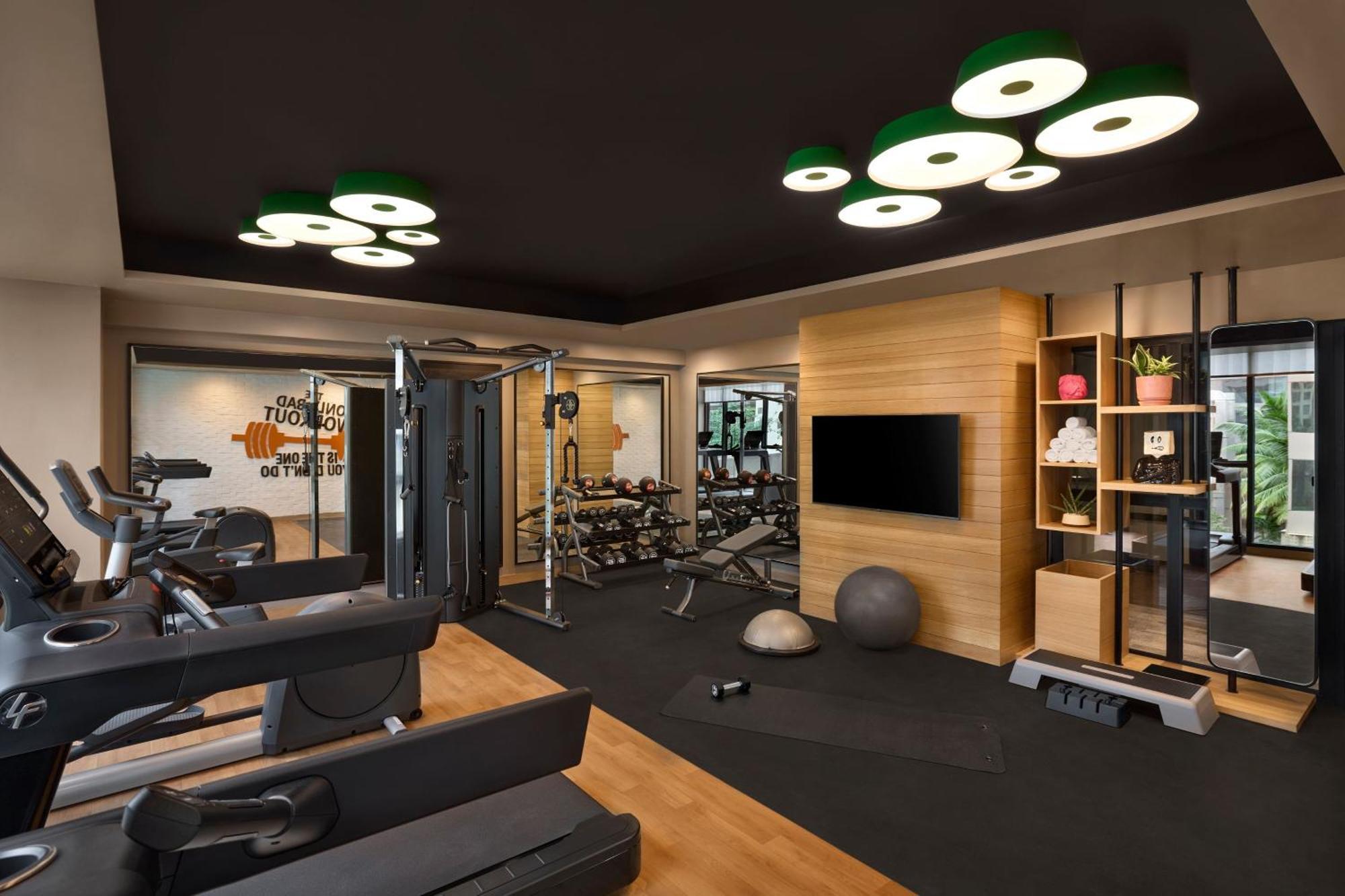 Moxy Mumbai Andheri West ภายนอก รูปภาพ